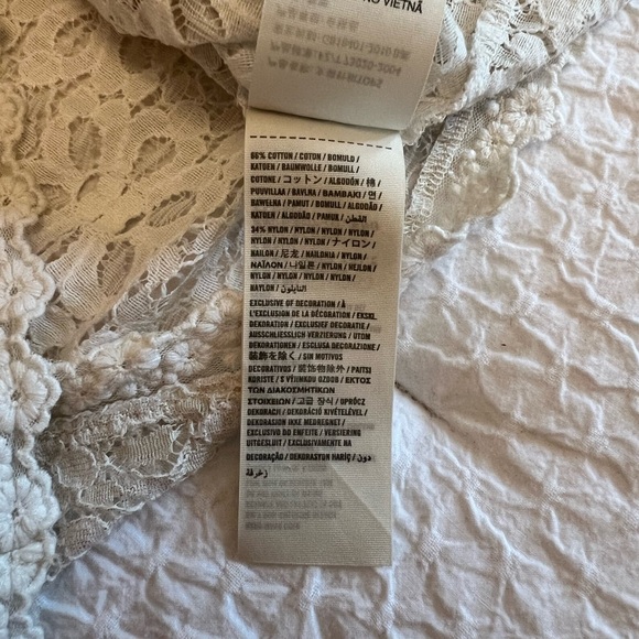 Abercrombie & Fitch Lace Tank Top - Picture 8 of 8